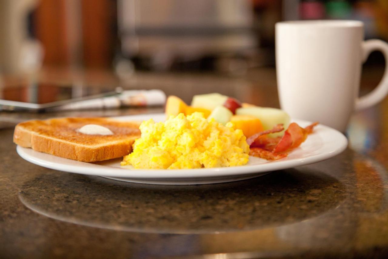 Staybridge Suites Atlanta - Midtown By Ihg Zewnętrze zdjęcie